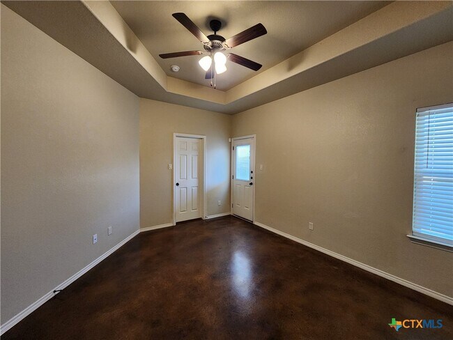 Building Photo - 224 Ragsdale Way