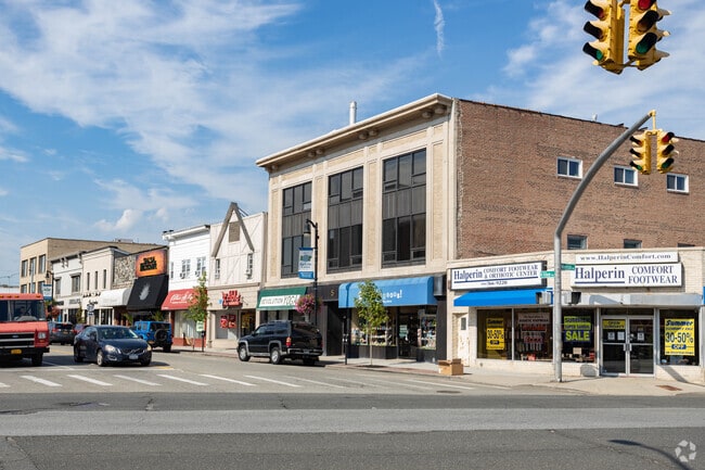 North Avenue is home to a variety of shops.