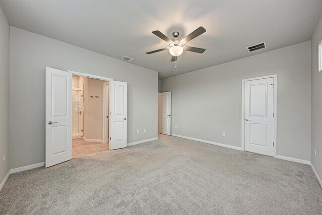 Building Photo - 5408a Baythorne Dr