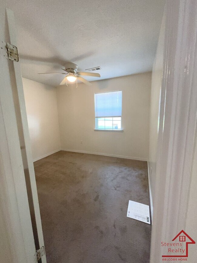 Foto del edificio - 157 Bybee Woods Dr