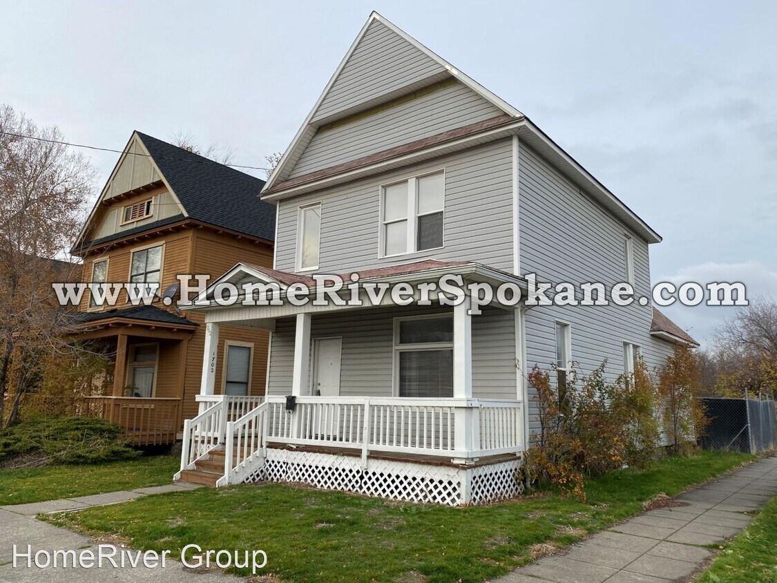 Primary Photo - 2 br, 2 bath House - 1702 W. College Ave.