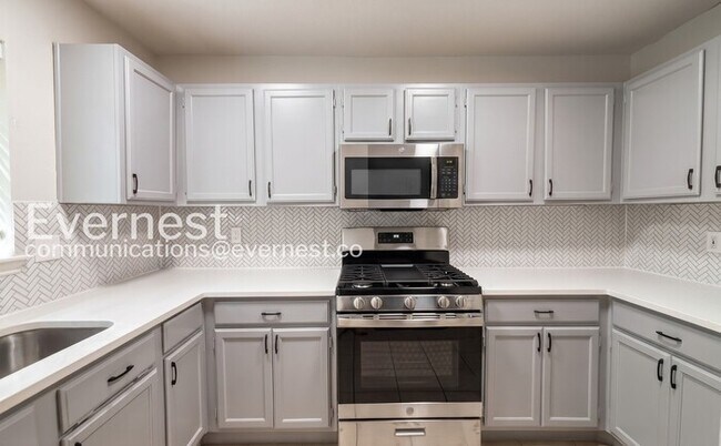 Foto del edificio - 4730 Black Rock St