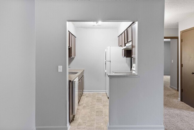Building Photo - The Jefferson l Classic 2-Bedroom
