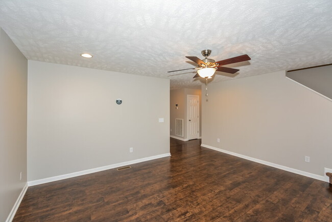 Building Photo - 4828 Ark Ln