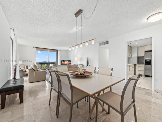 Foto del edificio - 600 Biltmore Way