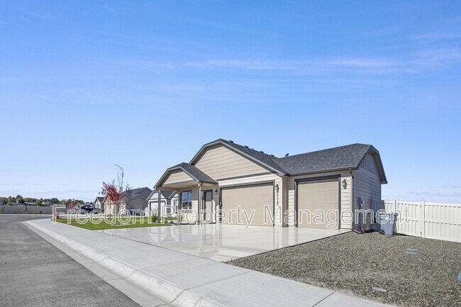 Foto del edificio - 3115 River Bluff Ct