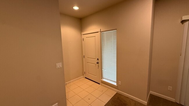 Building Photo - 6446 N Descartes Dr