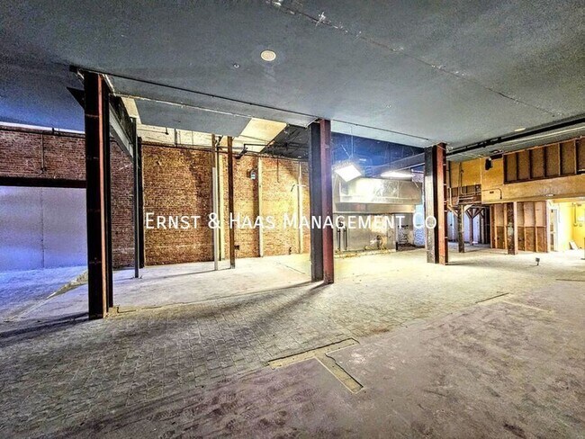 Foto del edificio - 800 S Pacific Ave