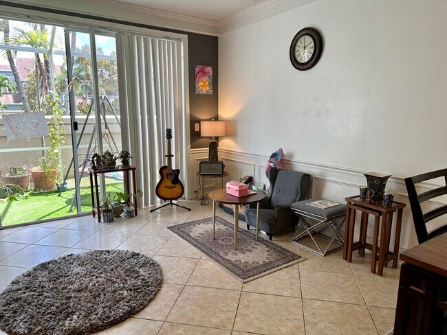 Foto del edificio - 5425 Grand Park Pl