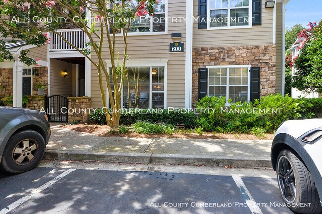 Foto del edificio - VININGS 2B/1BA CONDO IN GATED COMMUNITY!