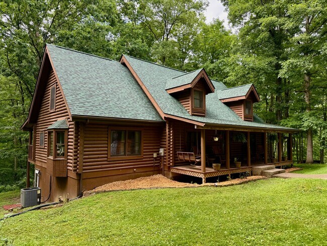 Foto del edificio - 6884 E Pilot Knob Rd