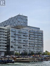 Building Photo - 29 Queens Quay E