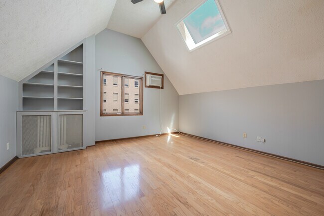 Foto del edificio - 429 Capitol Ave