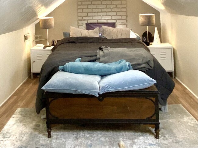 Bedroom 2 - 3401 N Damen Ave