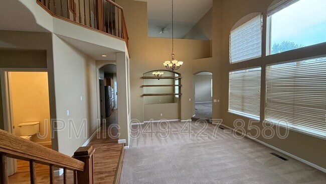Foto del edificio - 9950 Moccasin Ct