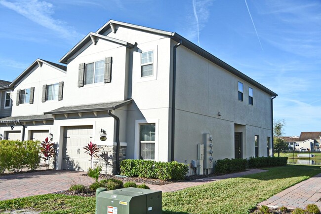 Building Photo - 12163 Water Poppy Ct