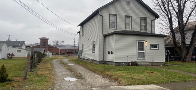 Foto del edificio - 139 St Clair Ave SE