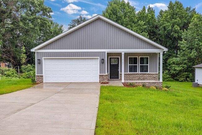 New Construction in premium Concord location. - New Construction in premium Concord location. House