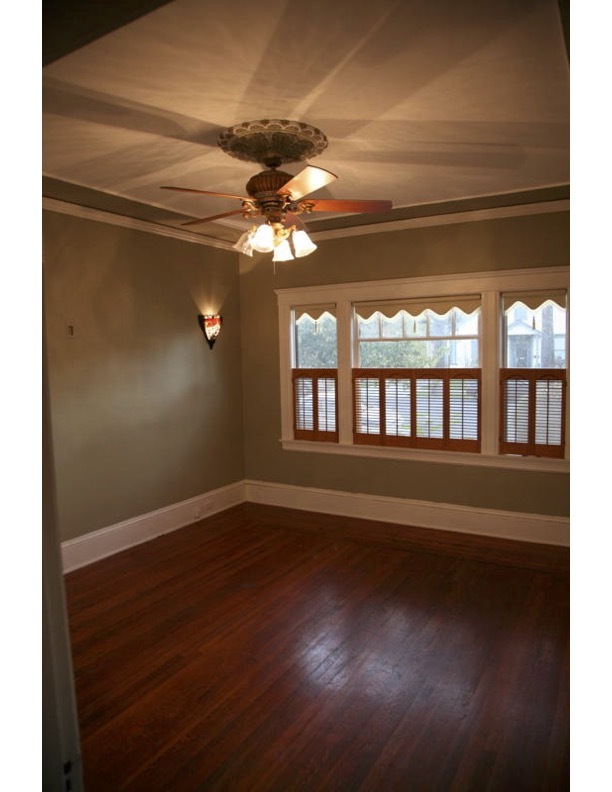 livingroom - 470 S 3rd St