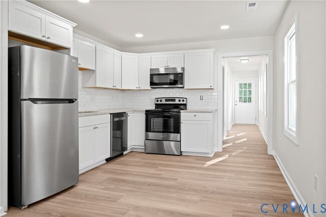 Building Photo - 1723 Blair St