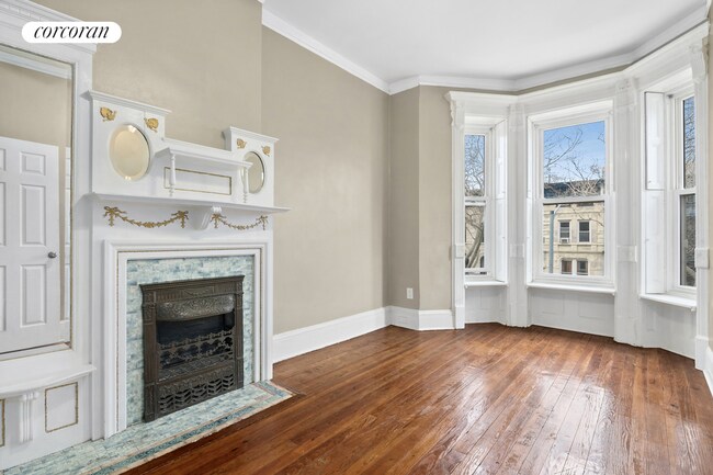 Building Photo - 558 Decatur St