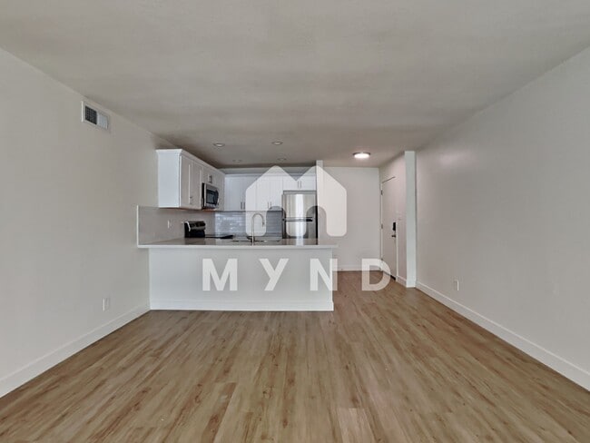 Building Photo - 1849 E Virginia Ave Unit 3