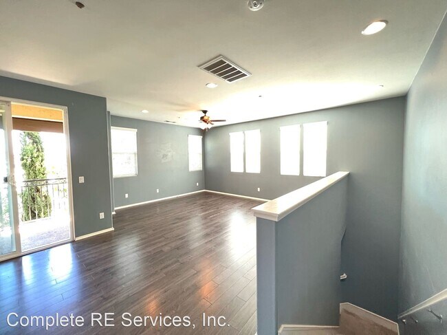 Building Photo - 4 br, 3.5 bath House - 6398 Volans Ct