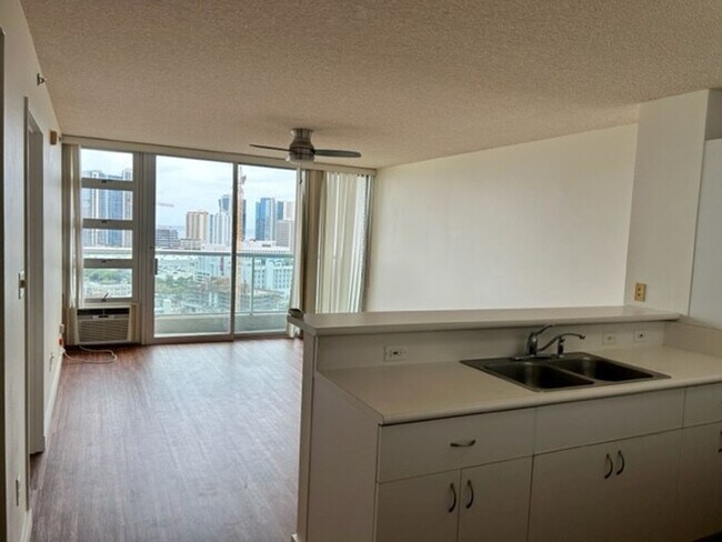Foto del edificio - Great Views, Great Location and Beautiful ...