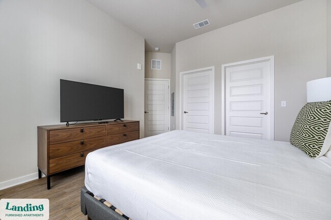 Building Photo - 4902 Cosmos Cir