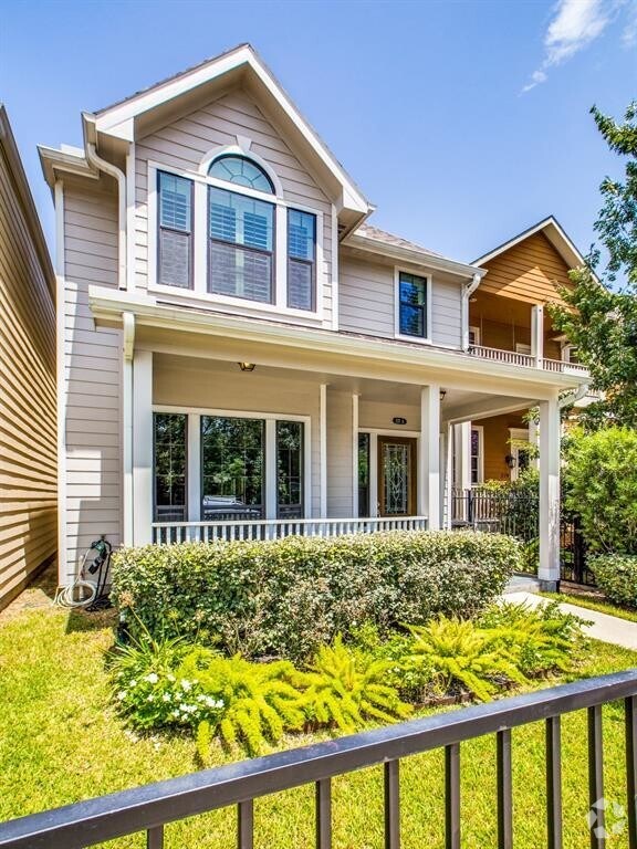 Greater Heights Apartments for Rent with Parking Houston, TX 782