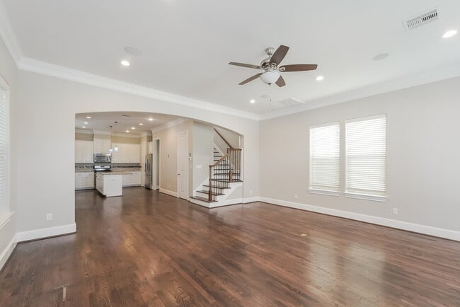 Building Photo - 8724 Kempwood Dr
