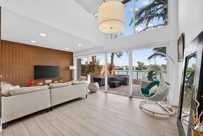 Foto del edificio - 4945 SW 71st Pl