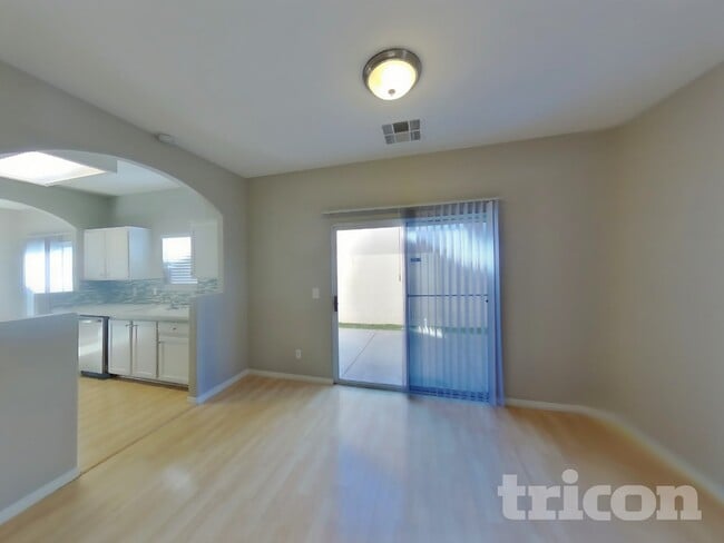 Foto del edificio - 1445 Little Spring Ct