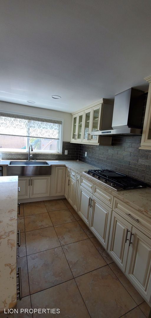 Foto del edificio - 3 br, 2.5 bath House - 8972 MARY HILL DR.