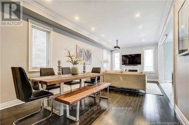 Photo du bâtiment - 309 Moody Dr