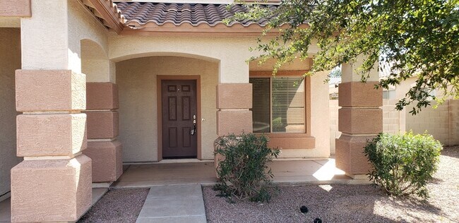 Foto del edificio - Stunning Estates at the Spectrum!