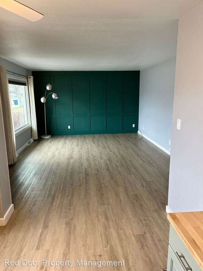 Foto del edificio - 5 br, 2 bath House - 237 22nd Ave NW - Spa...