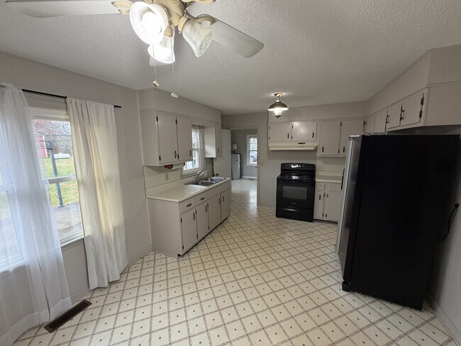 Foto del edificio - 7410 New Glendale Rd