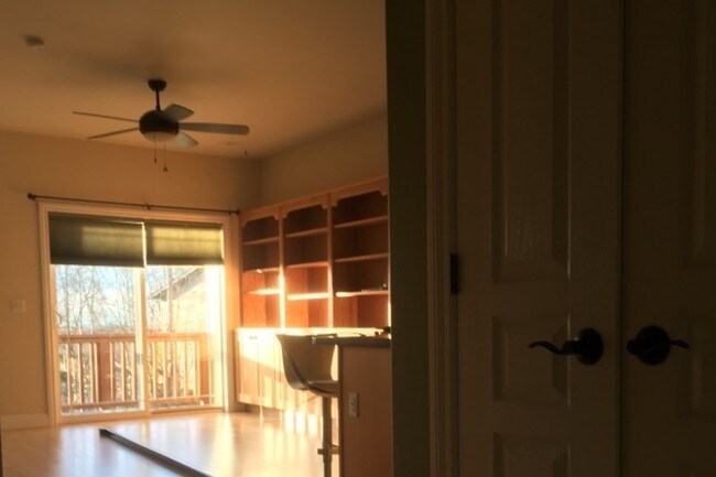 Living Room - 12120 Horseshoe Dr