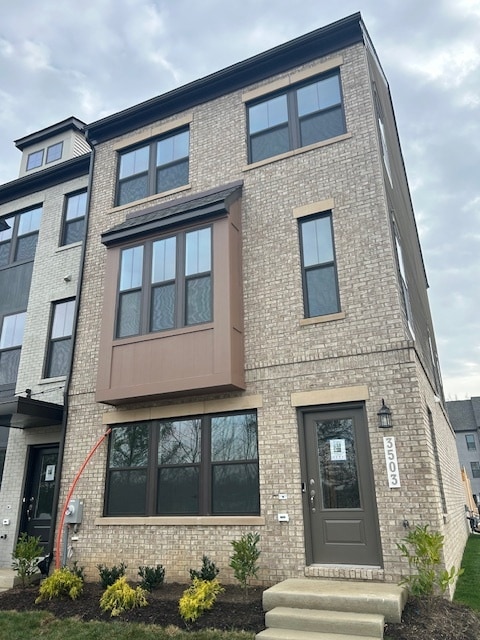 Front of house - 3503 Carnaby St