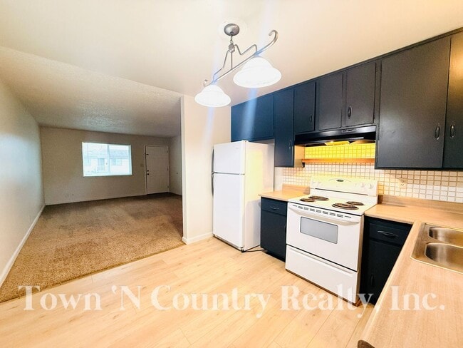 Foto del edificio - 818-820 University Ave.