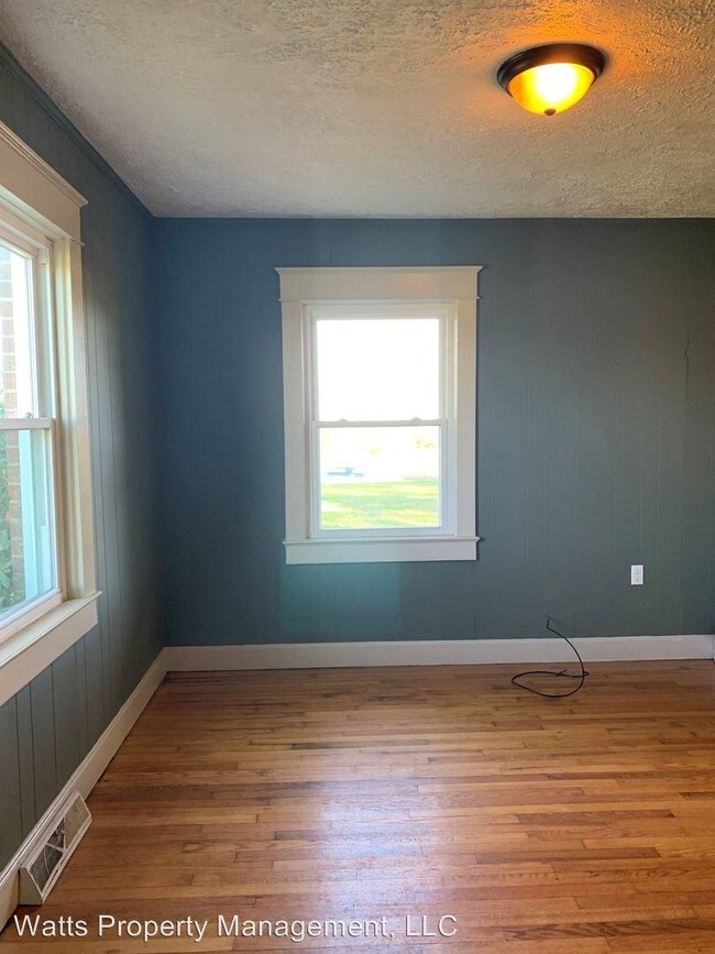 Building Photo - 3 br, 1.5 bath House - 3994 Wards Road