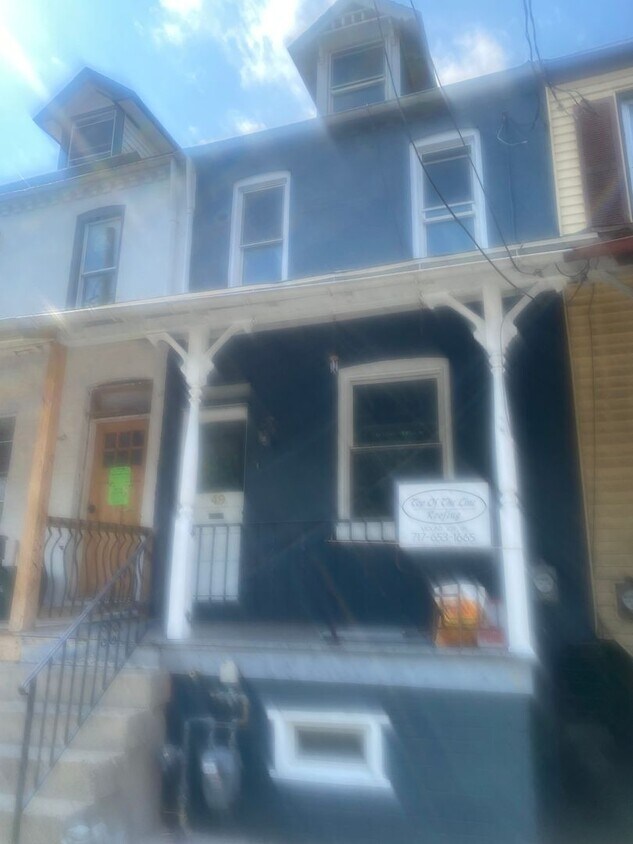 Primary Photo - 46 W New St