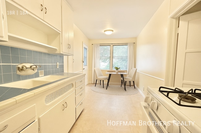 Building Photo - 8262 Blackburn Ave