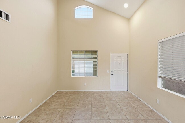 Foto del edificio - 477 Scatterwood Ln