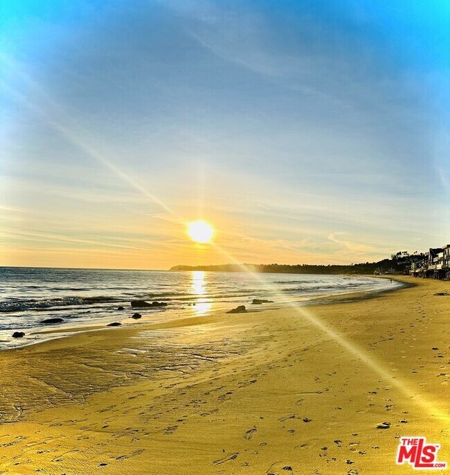 Foto del edificio - 27092 Malibu Cove Colony Dr