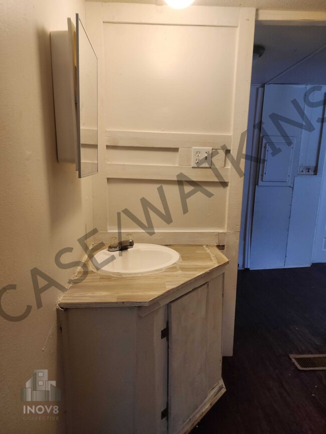 Foto del edificio - 2 bed 1 bath Mobile Home in a Mobile Home ...