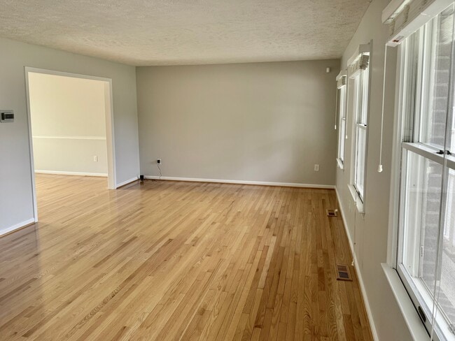 Building Photo - 7420 Merrimusic Cir