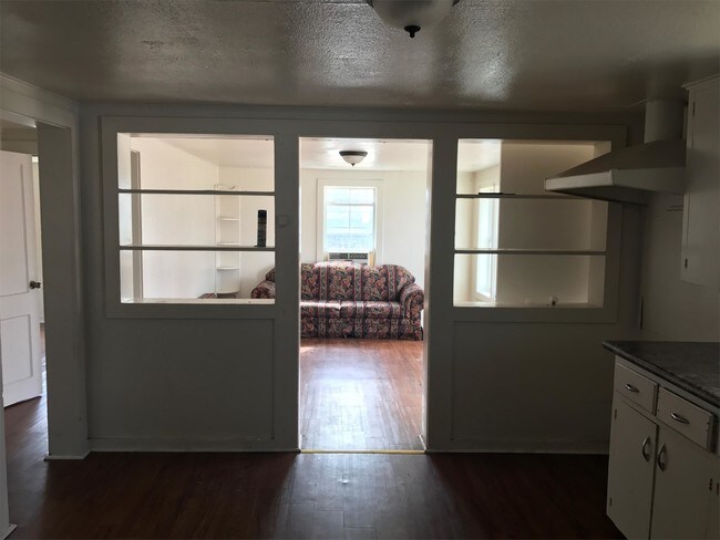 Building Photo - 343 Washington St