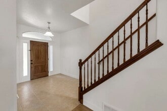Building Photo - 5157 Fox Hollow Way